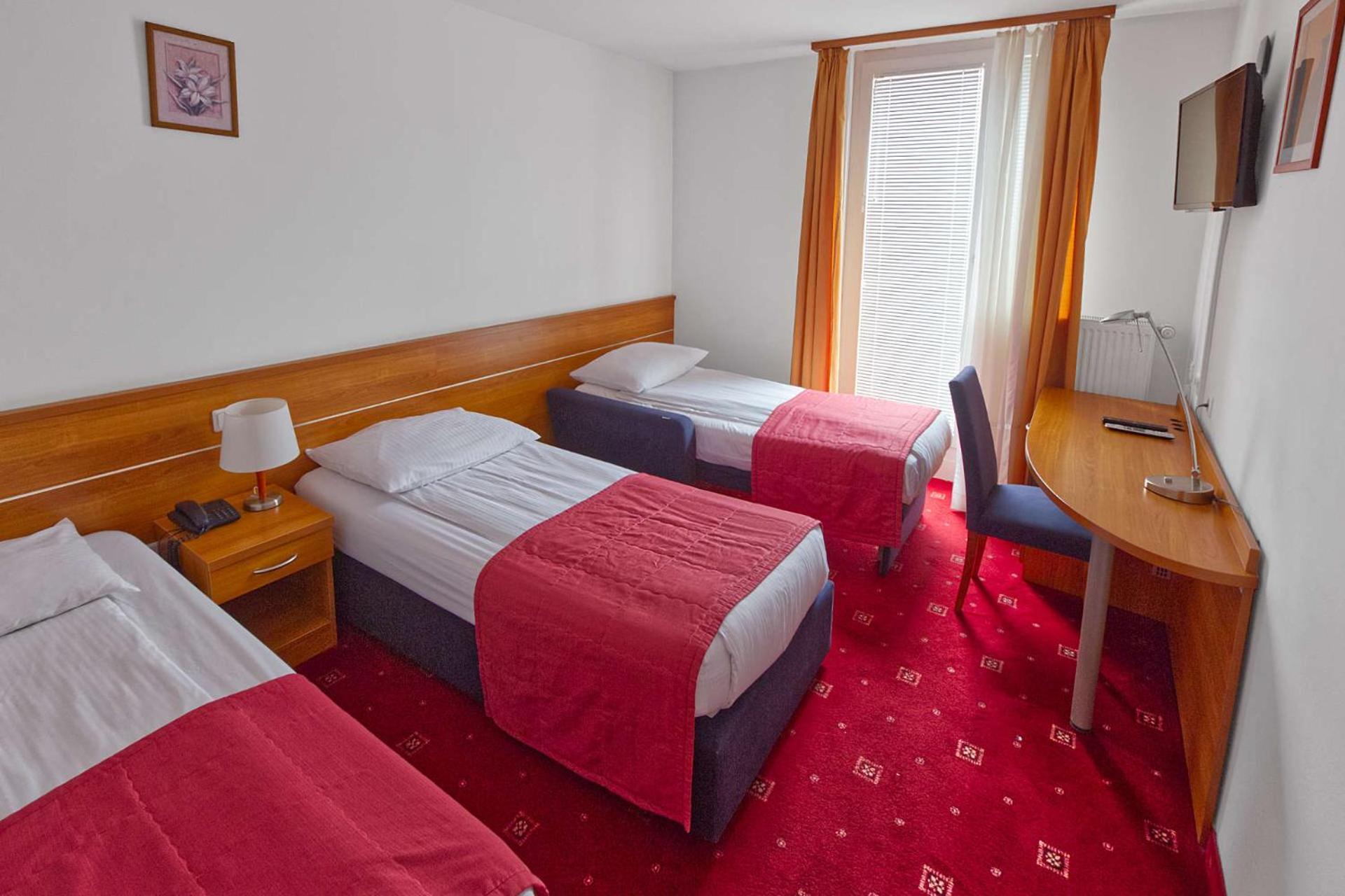 Hotel Creina Kranj Exterior foto